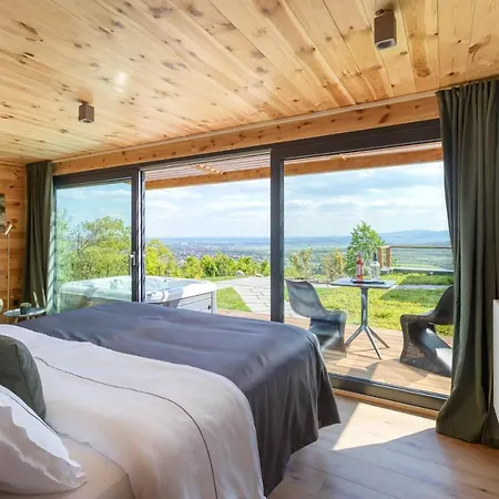 Szarvashegy Panorama דירה